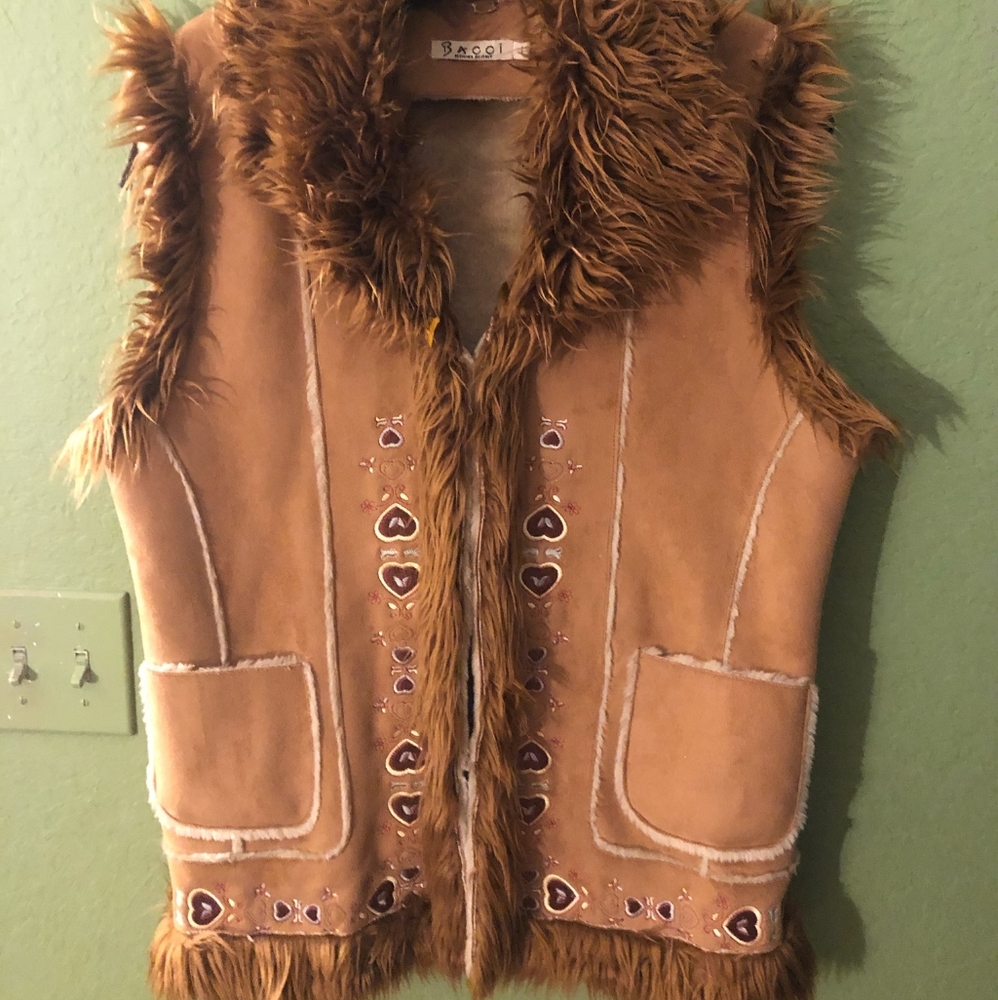 Bacci Camel Colored Faux Fur Vest Sz L